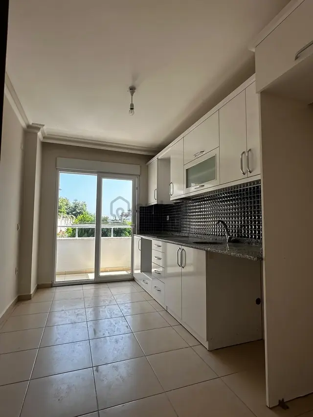 Alanya Cikcillide Havuzlu Ayrı Mutfaklı Geniş 2+1 Kiralık Daire 4