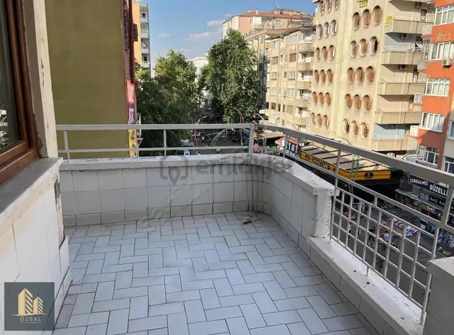 Özbal Emlak Ofis Sanat Sokağı Girişi Kiralık Daire 2