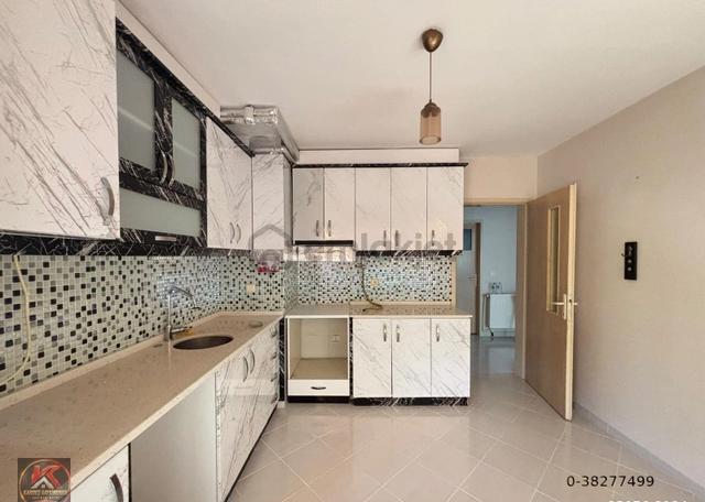 Kardeş'ten Kalıcı Konutlarda İçi Yapılı 3+1 Arakat Kiralık Daire 4