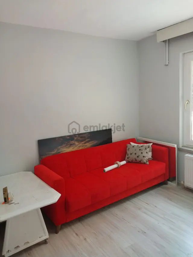 Tekirdağ Süleymanpaşa Gayrimenkulden Kiralık Daire Ertuğrul Mah 2+1 Giriş Katı 4