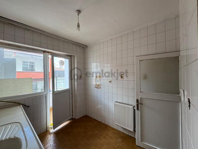 Mevlana Mahallesinde 3+1 Net 120m2 Asansörlü Daire 4