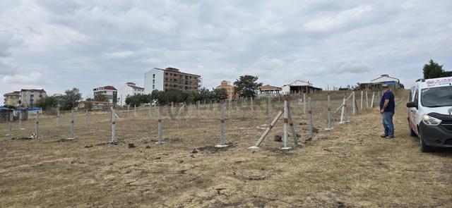 Satılık 300m2 Etrafı Çevrili 5