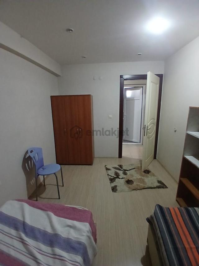 Ender Uysal Gayrimenkulden Üniversiteye Çok Yakın 1+1 Bolkonlu Kiralık Apart 5