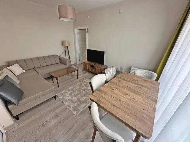 Tıp Fakültesi Cadde Yakını Ara Katta Full Eşyalı 2+1 Kiralık Daire 3