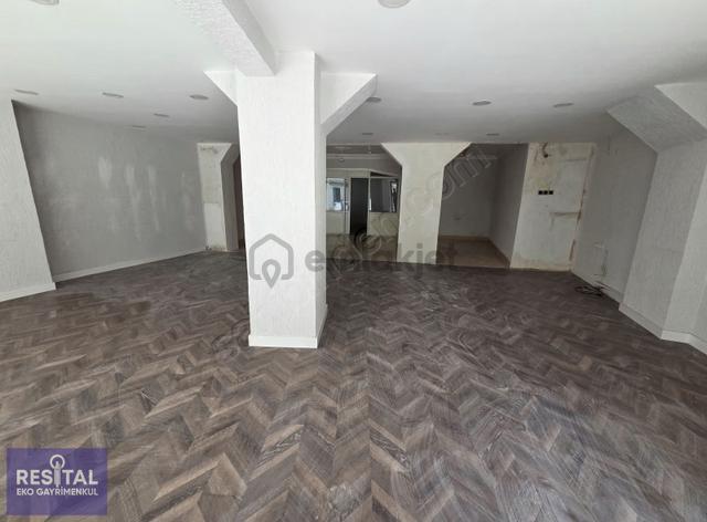 Osmangazi-kemerçeşme 130 M² Dükkan- Mağaza Ayakkabıcı Çantacı 5