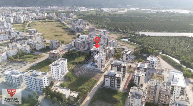 Havuzlu Lüks Site İçerisinde Satılık 1+1 Dairee 4