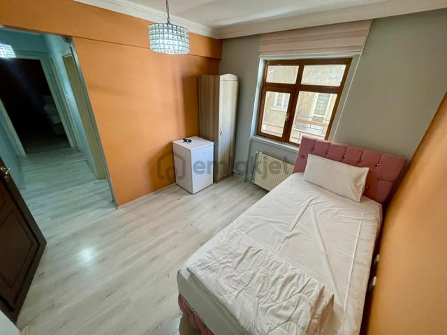Yıldırım Gayrimenkul'den Kızılay'a Çok Yakın 2+1 Eşyalı Daire 5