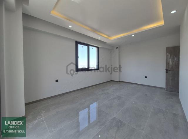 Çakmak Cami Yakınında Sıfır 2+1 Önü Açık Kat Seçenekli Daireler 4
