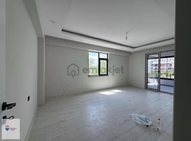 Re/max Dem'den Demirkent'te Ultra Lüks 3+1 Kiralık Daire 2