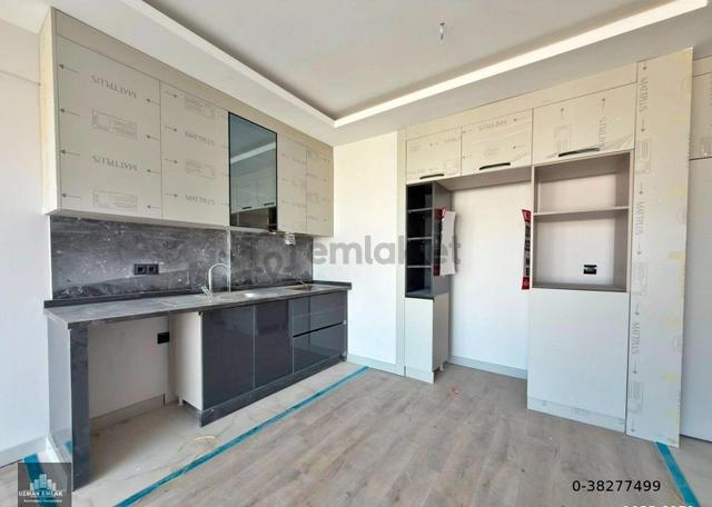 Crystal Tower Vadi'de Yatırım Değeri Yüksek Manzara Cephe 2+1 4