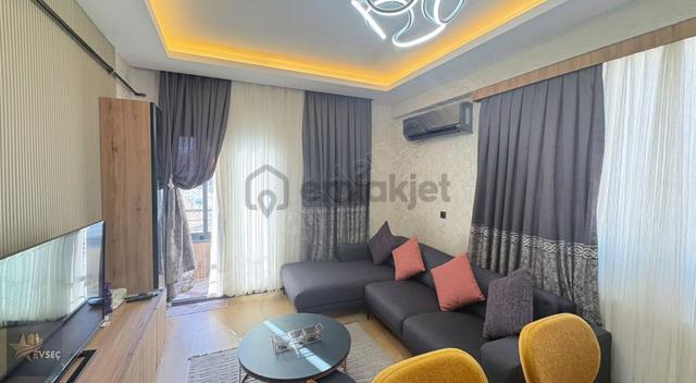 Seyrantepe'de Satılık 1+1 Eşyalı Lüks Daire 5