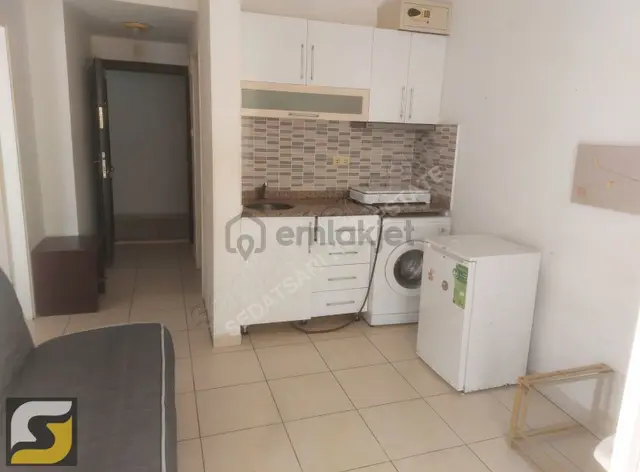 Alanyum Avm Aşşağısı Cumhuriyet Mahallesinde Kısmi Eşyalı 1+1 4