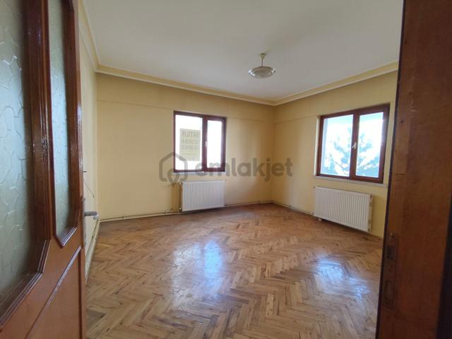 Yılmaz Gayrımenkulden 4+1 Dubleks Sıncan Merkez Geniş Metre Kare Ön Cephe Fıyat 2.850 Bın 3