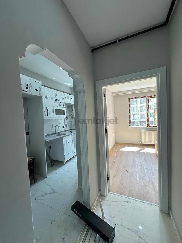 Mehmet Akifte Satılık 2+2 Sıfır 110m² Kullanışlı Ters Dubleks 4