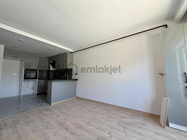 İncek Taşpınar'da/ara Kat/1+1 Daire/yüksek Kredi/bulvar Yakını 5