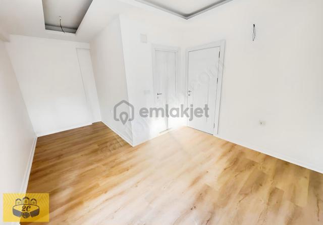 Yatırıma Uygun 100.yıl Kriminal Civ.sıfır Satılık 1+1 Daire 5