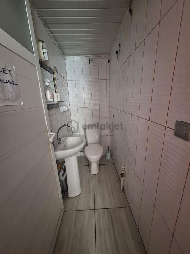 Güvenlik Mahallesi'nde Cadde Üzeri Satılık Köşe Dükkan 5