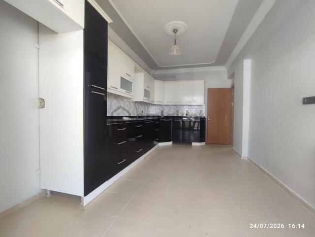Yeni Mahallede Kiralık Ara Kat 4+1 Daire 2