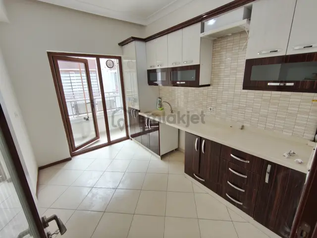 Eksen'den Merkezi Konumda Yıldıztepe'de 3+1 Giriş Kat Daire 5