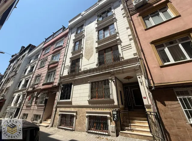 B.paşa Muratpaşa Mah. 2+1 110m² Ara Kat Kiralık Daire. 2