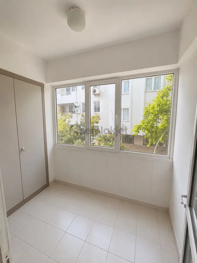 Marmariste Denize 50 Mt Tam Merkezde Daire 3