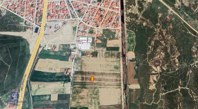 482,43 M² Müstakil Tapulu Villa İmarlı Arsa 2