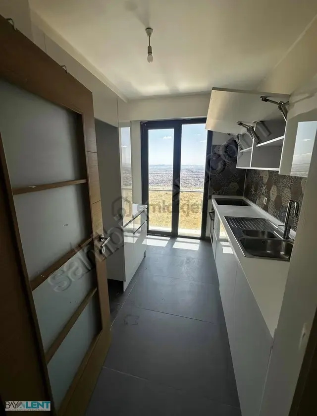 Baylent Gayrimenkul 'den Yeni Karesi Konutlarında Kiralık 3+1 2
