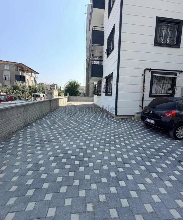 Tetik Emlak'tan Orhangazi'de Geniş Oturum 3+1 5