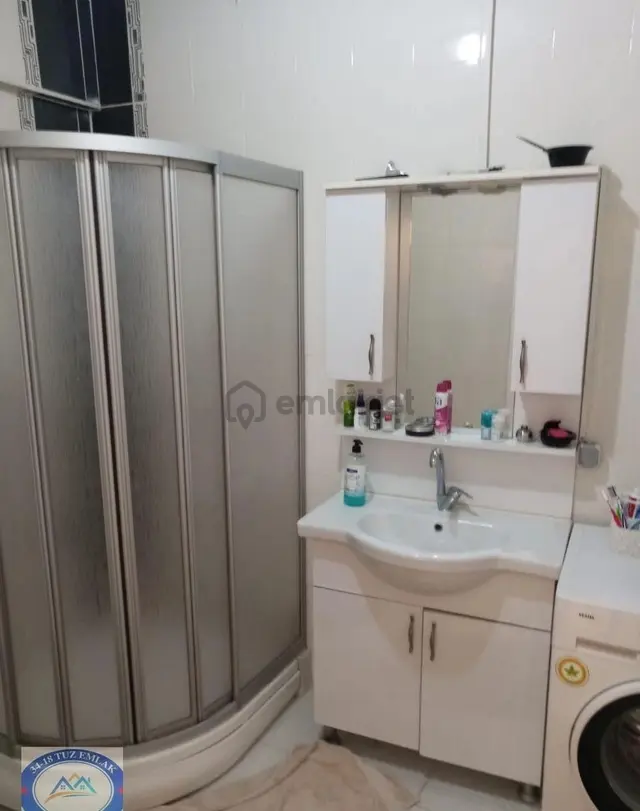 Satılık Beykoz Ortaçeşme Merkezde İki Ad Ticari Mülk 2