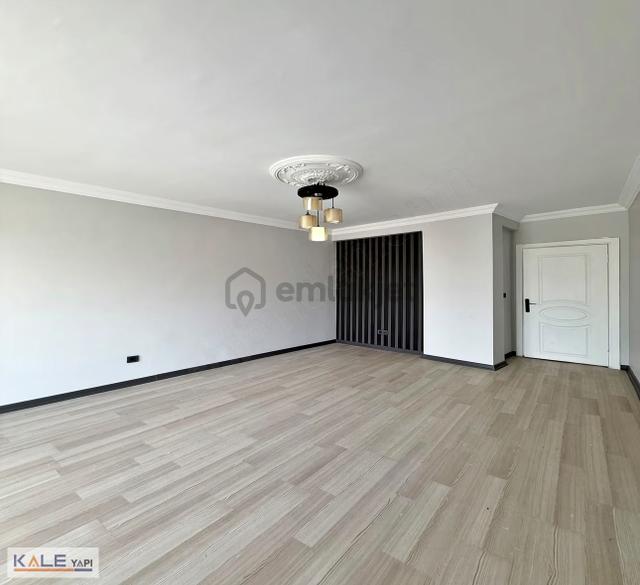 Yeni Metro Projesine Yürüme Mesafesinde 2+1 Daire 4