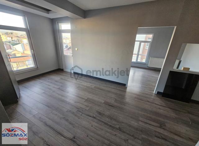 Gevher Nesibe'de Kiralık 115m Ofis 2+1 Merkezde 3
