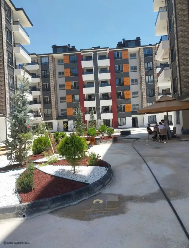 Şirin Gayrimenkulden Karatay Da Kiralık Sıfır Daire 1