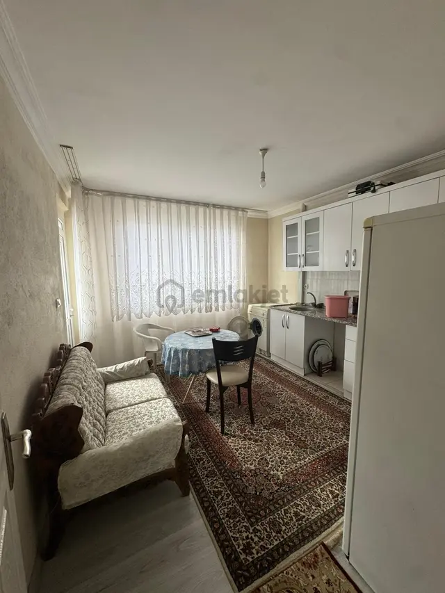 Yenimahallede Kiralık Eşyalı Teraslı 2+1 Daire 2