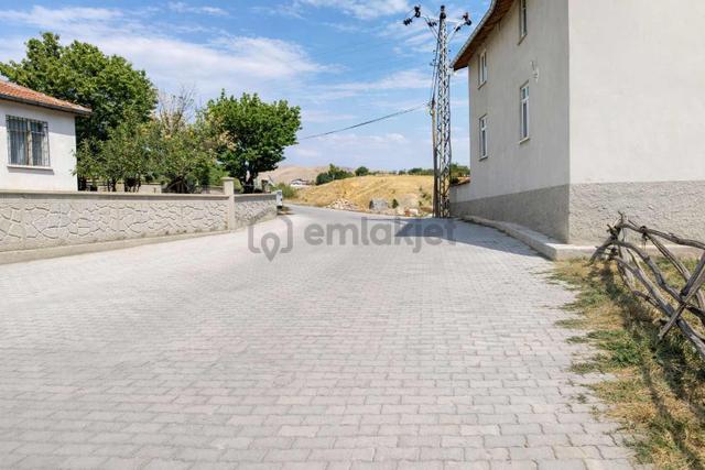 Konya Tatköyde 2.5 Kat İmarlı, Altyapısı Hazır Satılık Arsa 4