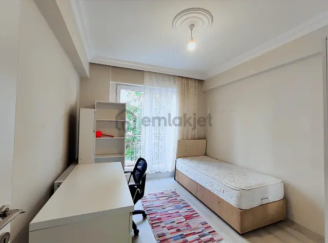 Edirne Merkez Şükrüpaşa Ondo Üstü Temiz Eşyalı Kiralık 2+1 Daire 3