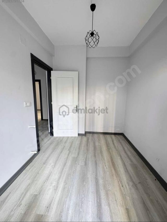 Adana Sarıçamda Osmamgazide 2+1 Kiralık Geniş Konforlu Fırsat Daire 1