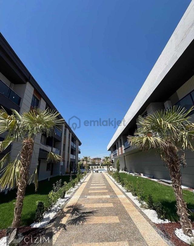 Çizim'den Şirinköyde Havuz Cepheli Lüks Konsept Satılık Apart 4