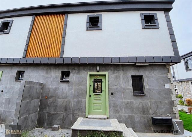 Dağlı !gayrimenkul'den Lüks Yapı Modern & Şık 3+1 Villa 3