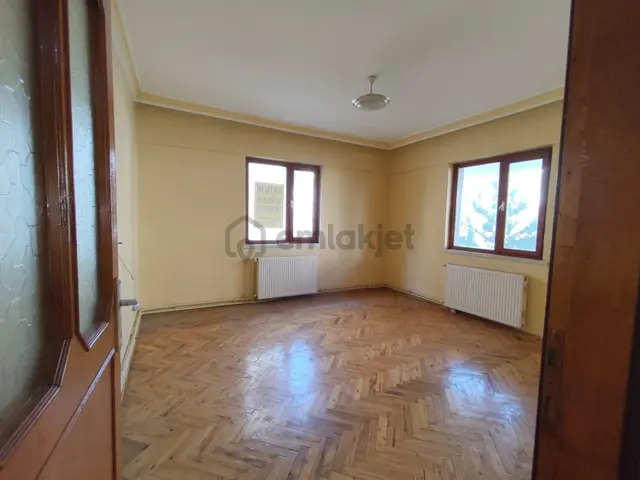 Yılmaz Gayrımenkulden 4+1 Dubleks Sıncan Merkez Geniş Metre Kare Ön Cephe Fıyat 2.850 Bın 3