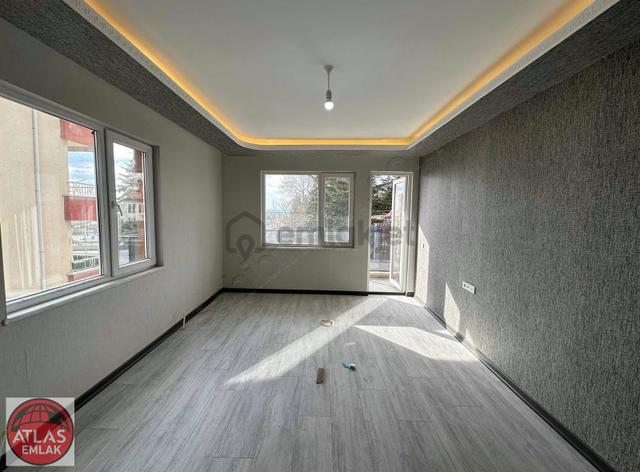 Atlas'tan Devlet Hastanesi Karşısı Yenibina Merkez'de Kiralık 3