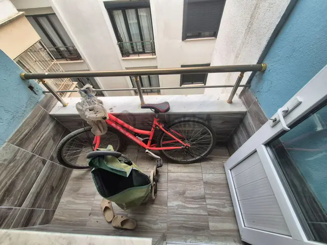 Aktif'ten Akçay Merkezde Satılık Ön Cephe Doğalgazlı Masrafsız Arakat 3+1 Daire 4