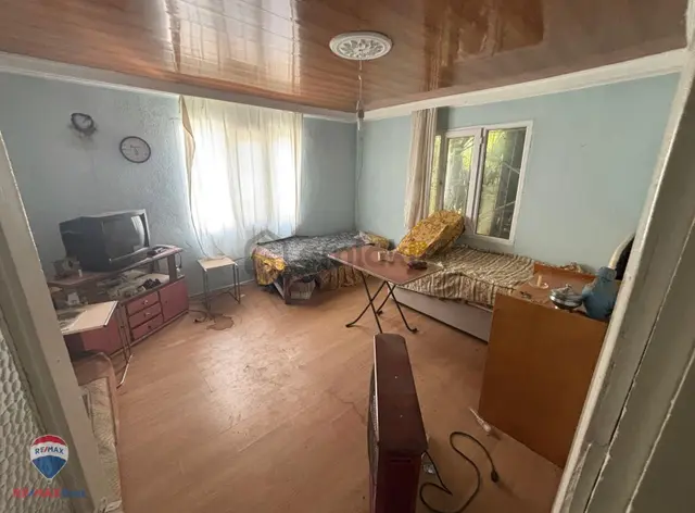 37 Bergama Akcenger Köyün'de Satılık Köy Evı 4