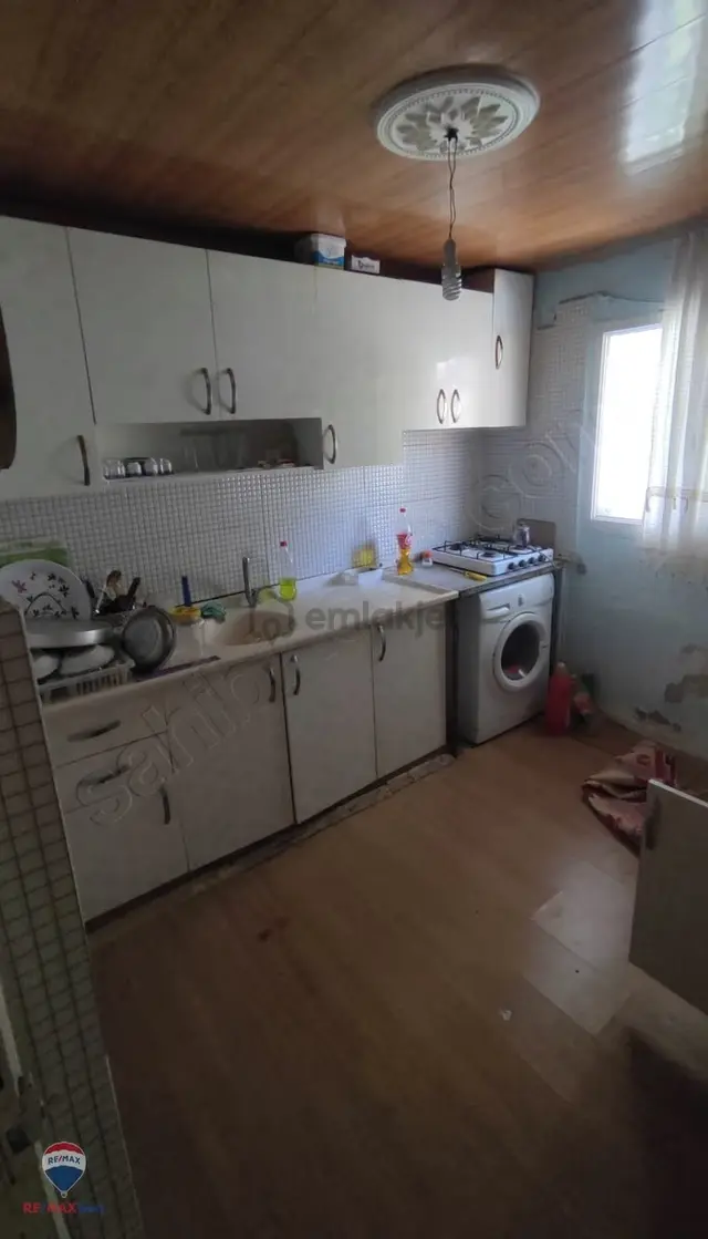 37 Bergama Akcenger Köyün'de Satılık Köy Evı 2