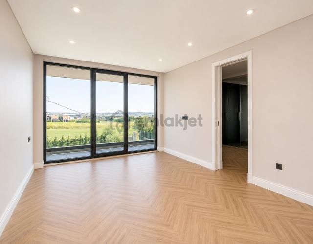 Silivri Ortaköy'de Akıllı Ev Sistemli Lüks 7+1 Villa | Havuzlu 5