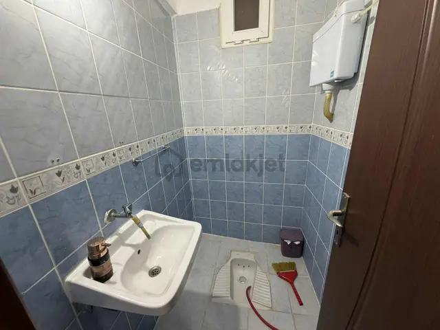 Çivril Çarşı Merkezde Şok Fiyata Satılık Eşyalı 4+1 175 M2 Daire 4