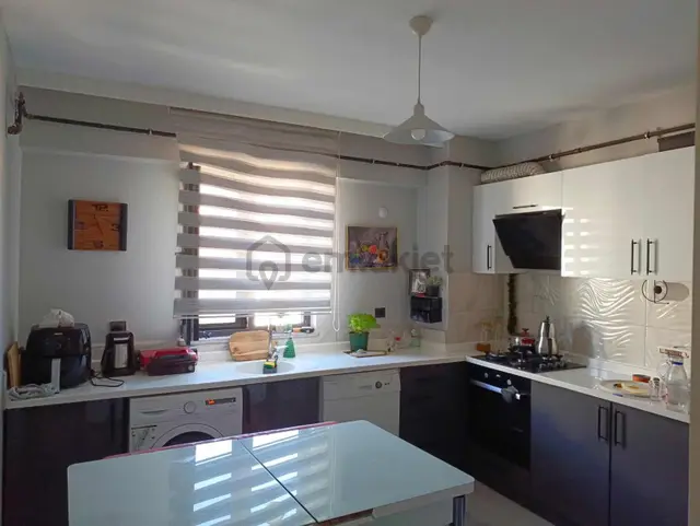Yenigün Mahallesi 125 M2 Ara Kat Daire 2
