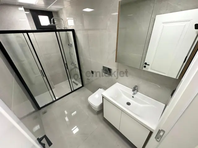 Referans'tan İkizçay'da Yerden Isıtmalı Ara Kat Denize 50 Mt Lüx 2+1 Daire 4