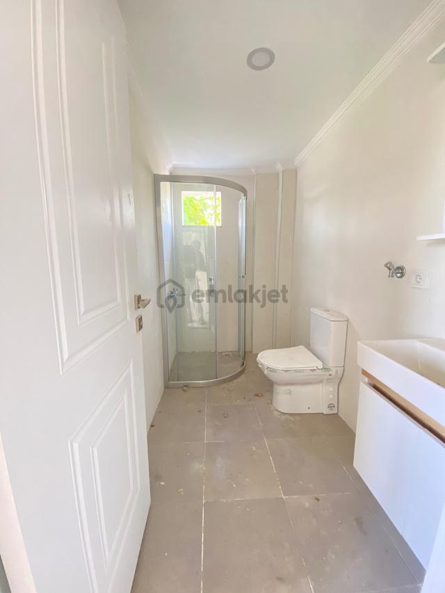 Ametist Emlak Tan 1+1 Kiralık Ara Kat Daire 5