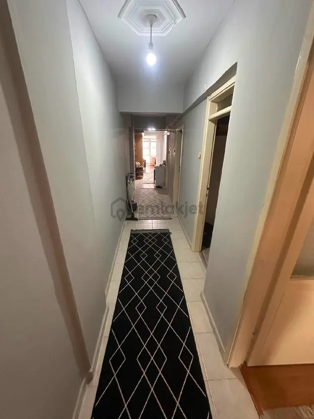 Samsun İlkadım Yenidoğan Mahallesi'nde Kat Tapulu 4.kat 3+1 Satılık Daire 3