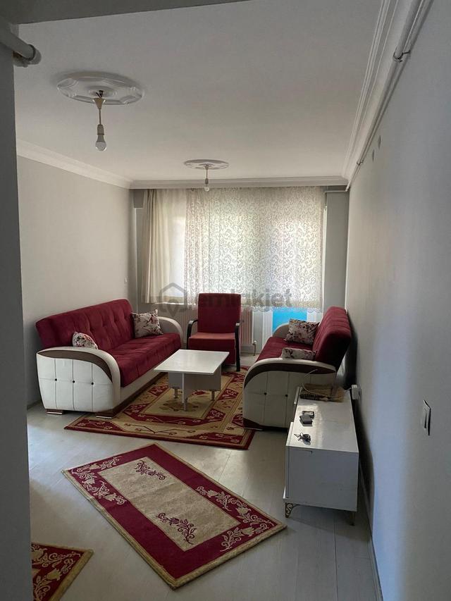 Karabük 100. Yıl Mahallesi Kiracılı 1+1 Satılık Daire 2